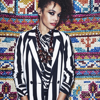 ANDREYA TRIANA - Copyright by Mark Cant