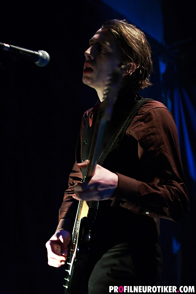 1000 Robota im Gebäude 9